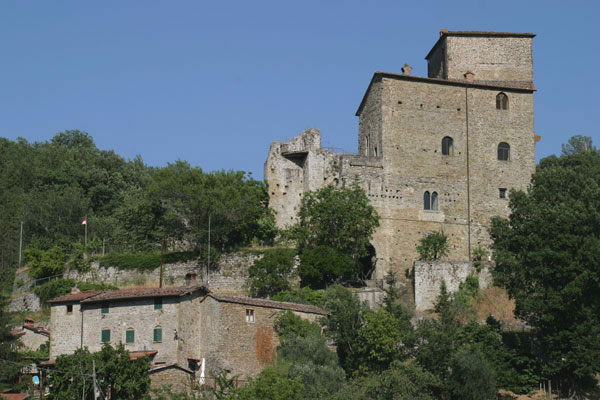 Castel S.Niccol (600Wx400H) - Castel S.Niccol - photo courtesy of Paolo Ramponi - castellitoscani.com 