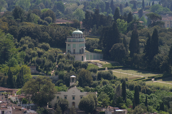 Boboli Garden (600Wx400H) - Boboli Garden viewed from the top of the Duomo of Florence (Photo by Marco De La Pierre) 