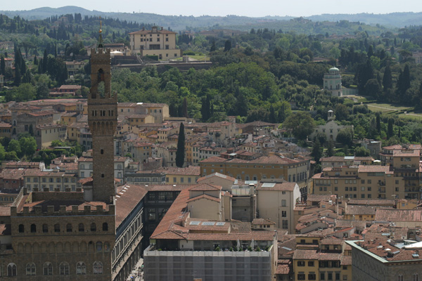 Belvedere and Boboli (600Wx400H) - Forte Belvedere, Boboli Garden, Palazzo Vecchio viewed from the top of the Duomo (Photo by Marco De La Pierre) 
