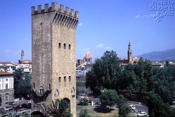 San Niccolo' (600Wx400H) - A view of San Niccolo' Gate (Photo by Paolo Ramponi) 