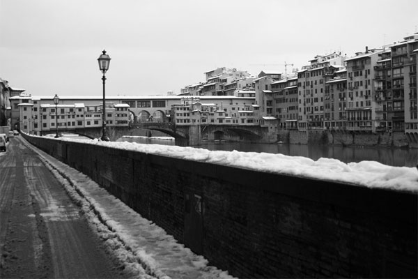 Along the Arno... (600Wx400H) - A walk along the river Arno in winter 2005 (Photo Courtesy of <a href='http://xoomer.virgilio.it/neveafirenze/' target='_blank'>Marco di Leo </a>) 