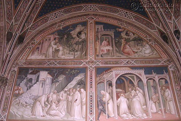 Frescoes (600Wx400H) - Frescoed walls of the 'Sacrestia Vecchia'. (Photo by Paolo Ramponi) 