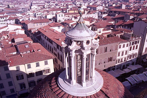 View from Basilica (600Wx400H) - View from the Basilica of San Lorenzo roof (Photo by Paolo Ramponi) 