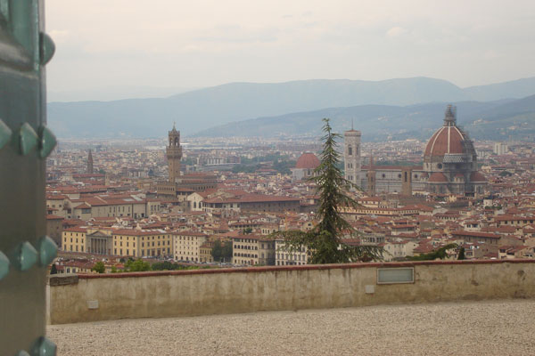 View from San Miniato (600Wx400H) - View of Florence from San Miniato (Photo by Sophie Destree, Belgium) 