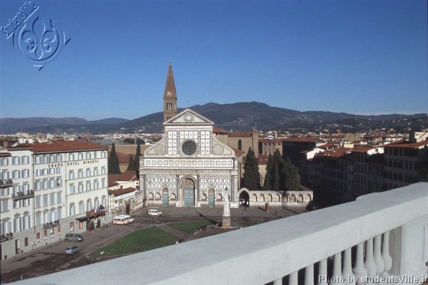 View from the terrace (600Wx400H) - Santa Maria Novella. This is the first church that you'll see if you arrive in Florence by train...(Photo by Marco De La Pierre) 
